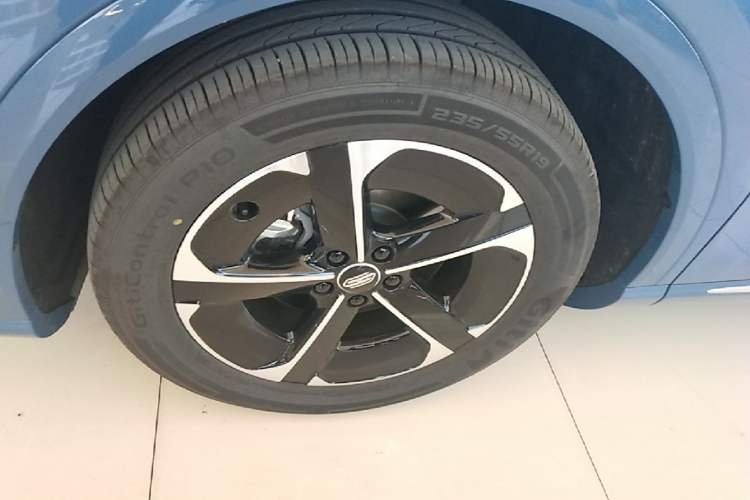 Used Hima H5 2025 Model Range-Extending Max Left Front Wheel Hub