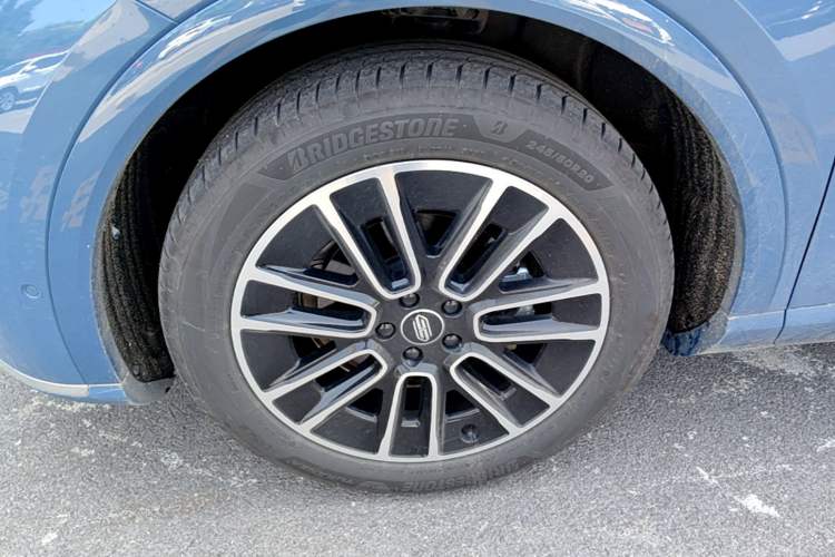 Used Hima H5 2025 Model Pure Electric Max Long Range Left Front Wheel Hub