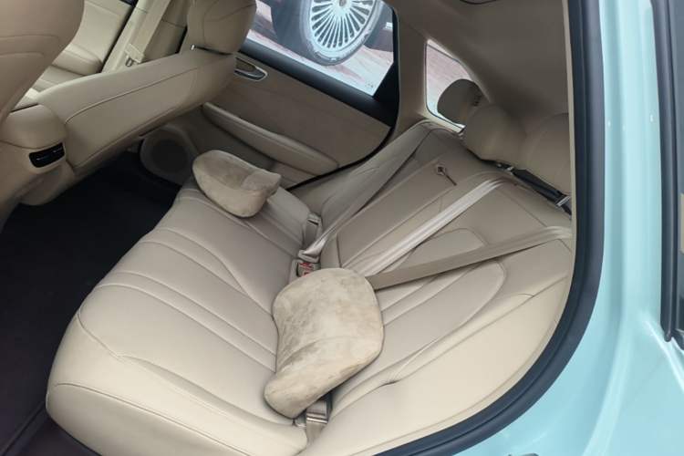 Used Hima H5 2025 Model Range-Extending Pro Left Rear Seat