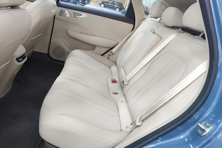 Used Hima H5 2025 Model Range-Extending Max Left Rear Seat