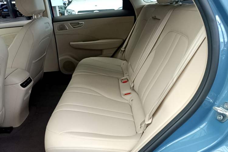 Used Hima H5 2025 Model Pure Electric Max Long Range Left Rear Seat