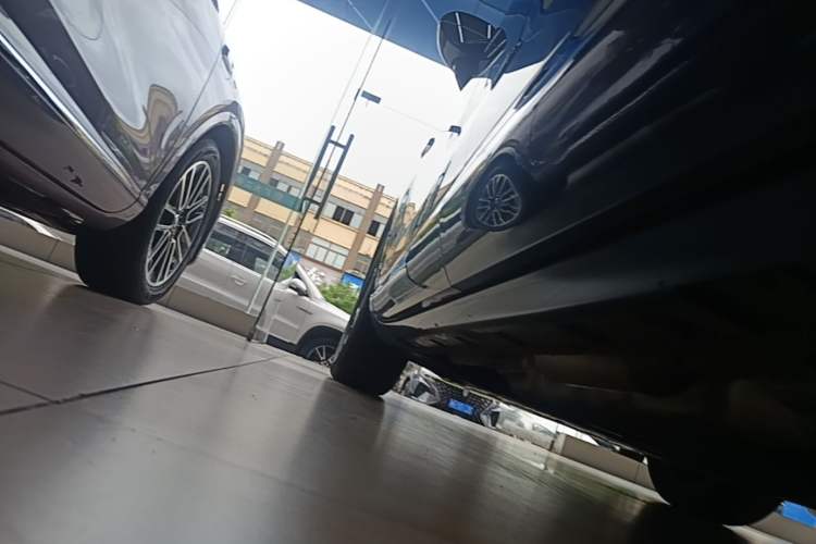 Used Hima H5 2025 Model Range-Extending Max Left Side Sill