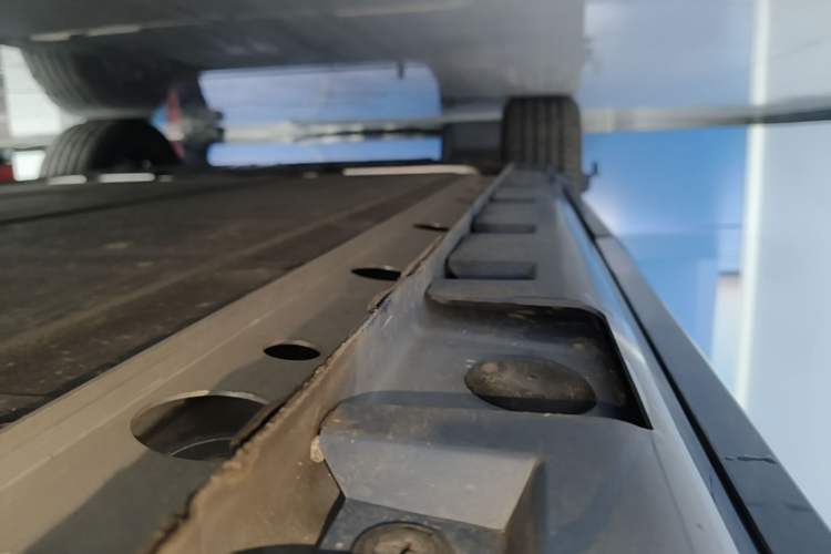 Used Hima H5 2025 Model Pure Electric Max Long Range Left Side Sill