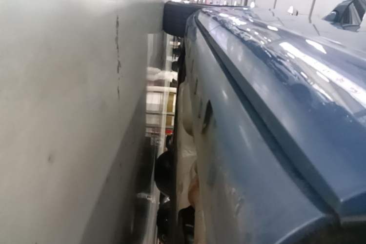 Used Hima H5 2025 Model Range-Extending Max Left Side Sill