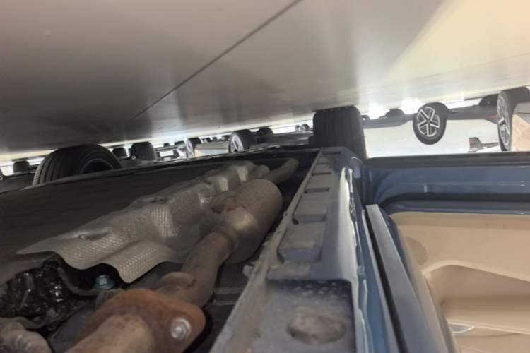 Used Hima H5 2025 Model Range-Extending Max Left Side Sill