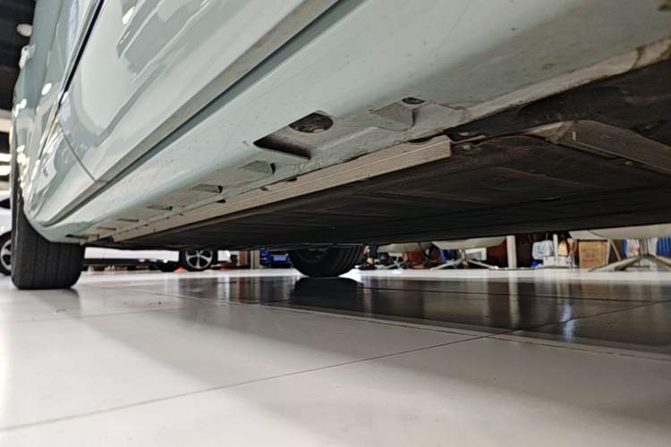 Used Hima H5 2025 Model Pure Electric Pro Left Side Sill