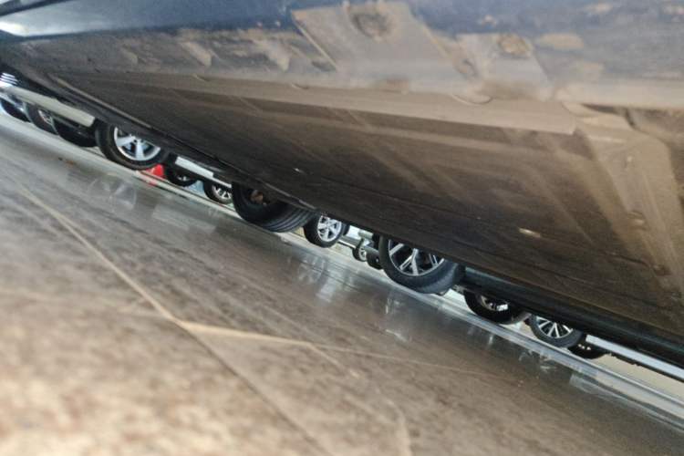 Used Hima H5 2025 Model Pure Electric Max Long Range Left Side Sill
