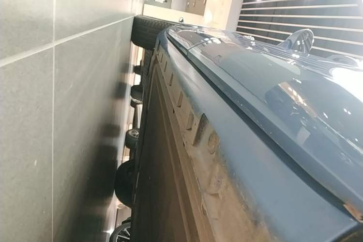 Used Hima H5 2025 Model Pure Electric Max Long Range Left Side Sill