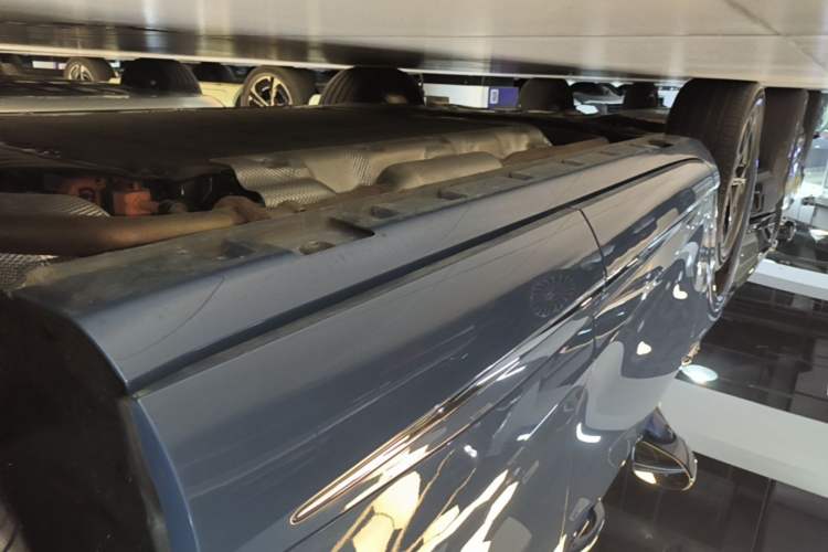 Used Hima H5 2025 Model Range-Extending Max Left Side Sill