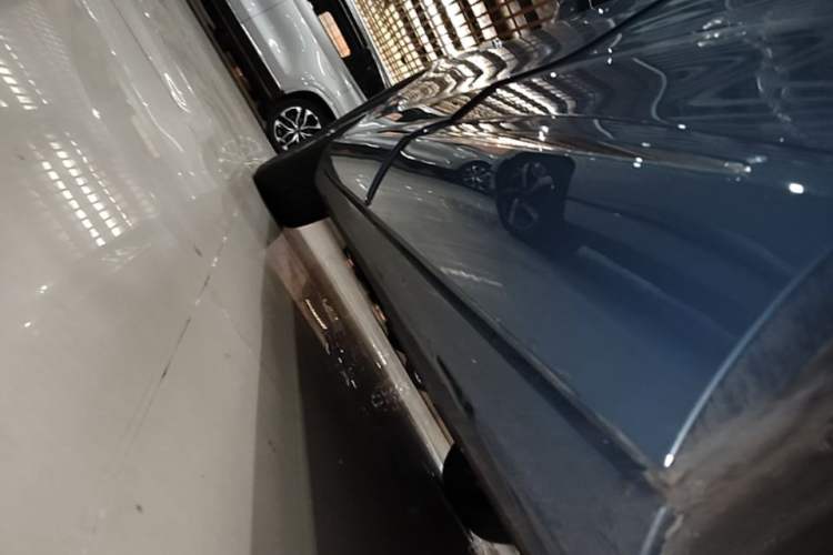 Used Hima H5 2025 Model Range-Extending Max Left Side Sill