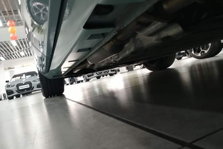 Used Hima H5 2025 Model Range-Extending Pro Left Side Sill