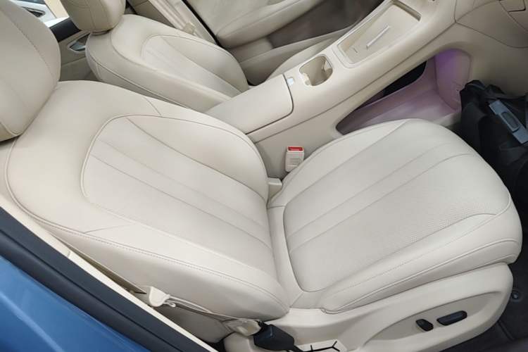 Used Hima H5 2025 Model Range-Extending Max Right Front Seat