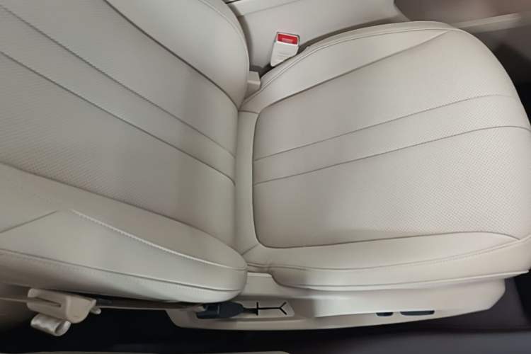 Used Hima H5 2025 Model Range-Extending Max Right Front Seat