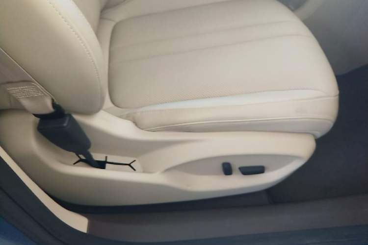 Used Hima H5 2025 Model Range-Extending Max Right Front Seat