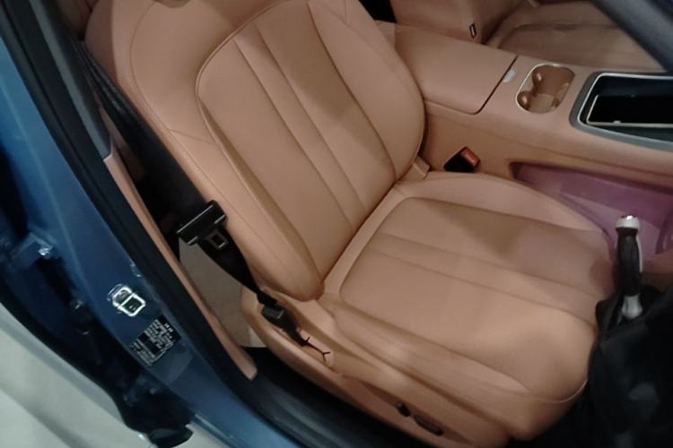 Used Hima H5 2025 Model Range-Extending Max Right Front Seat