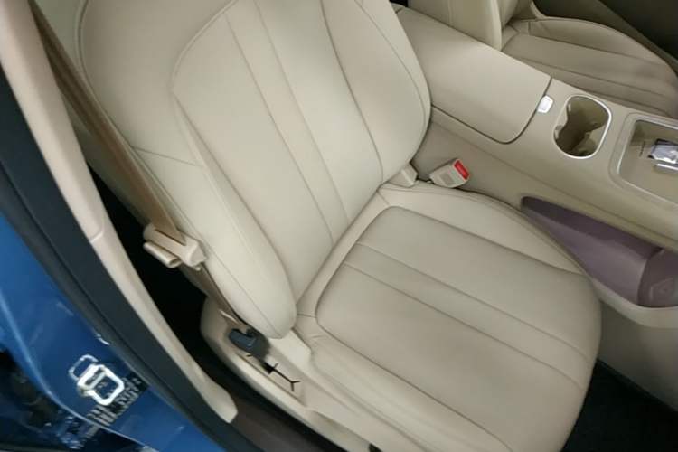 Used Hima H5 2025 Model Range-Extending Max Right Front Seat
