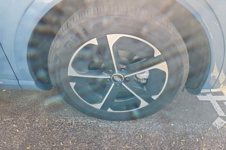 Used Hima H5 2025 Model Range-Extending Max Right Front Wheel Hub