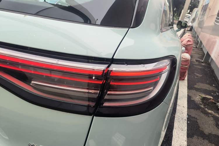 Used Hima H5 2025 Model Range-Extending Pro Right Rear Taillight