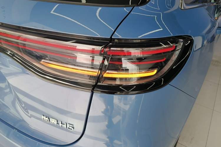 Used Hima H5 2025 Model Pure Electric Max Long Range Right Rear Taillight