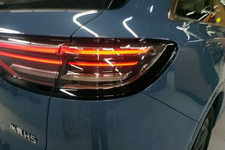 Used Hima H5 2025 Model Range-Extending Max Right Rear Taillight