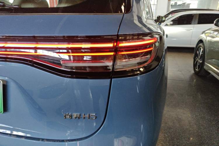 Used Hima H5 2025 Model Pure Electric Max Long Range Right Rear Taillight