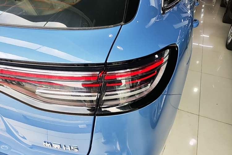 Used Hima H5 2025 Model Range-Extending Max Right Rear Taillight