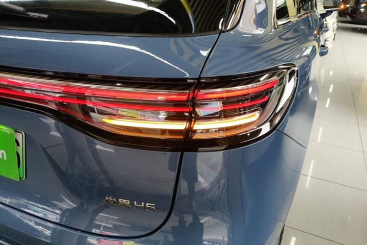 Used Hima H5 2025 Model Pure Electric Max Long Range Right Rear Taillight