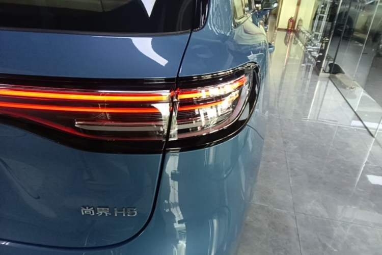 Used Hima H5 2025 Model Pure Electric Max Long Range Right Rear Taillight