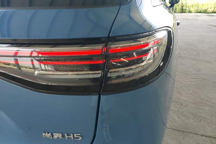 Used Hima H5 2025 Model Range-Extending Max Right Rear Taillight