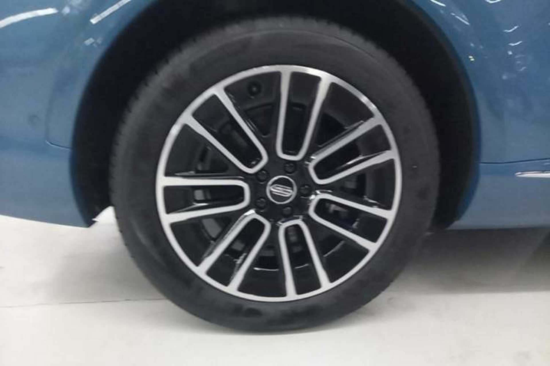 Used Hima H5 2025 Model Pure Electric Max Long Range Right Rear Wheel Hub