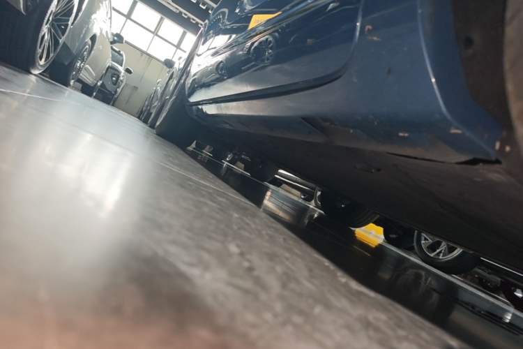 Used Hima H5 2025 Model Range-Extending Max Right Side Sill