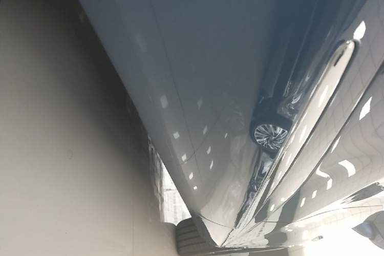 Used Hima H5 2025 Model Range-Extending Max Right Side Sill