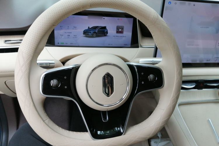 Used Hima H5 2025 Model Pure Electric Pro Long-Range Steering Wheel