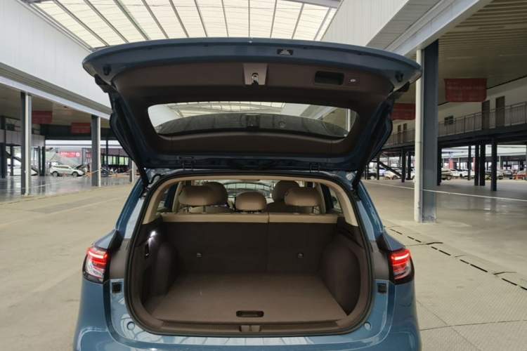 Used Hima H5 2025 Model Range-Extending Max Trunk