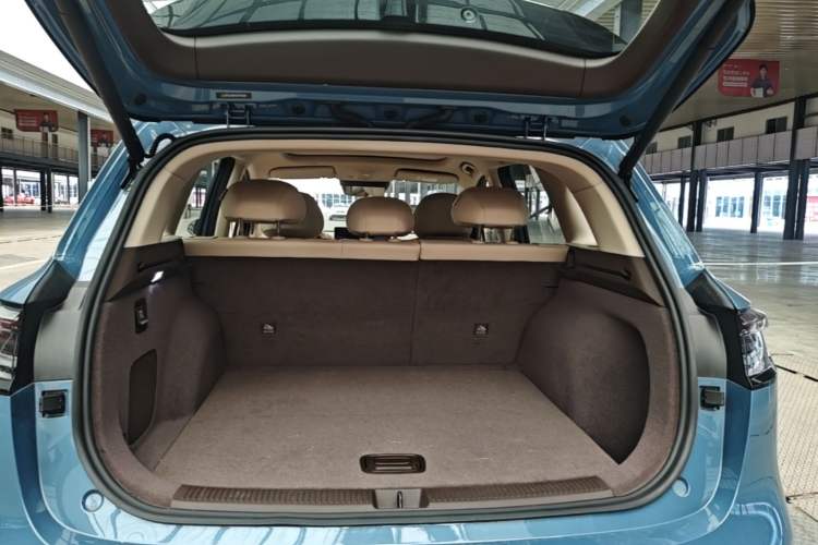 Used Hima H5 2025 Model Range-Extending Max Trunk