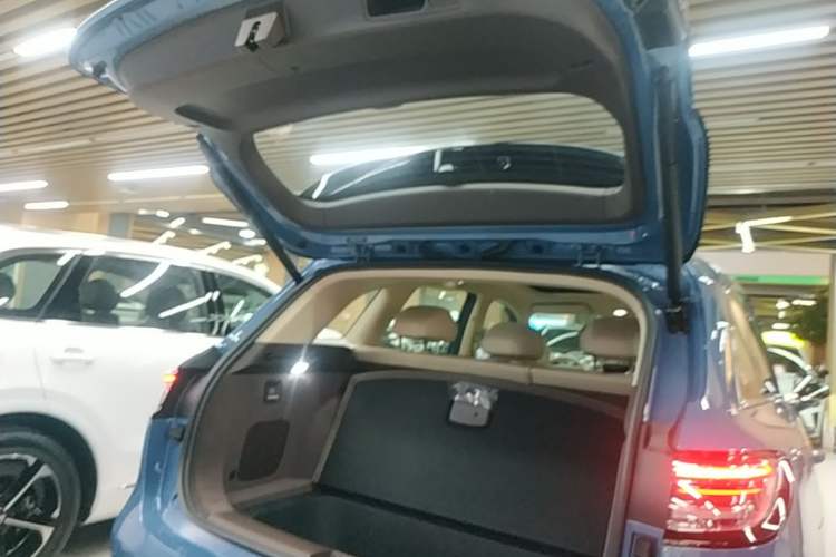 Used Hima H5 2025 Model Range-Extending Max Trunk