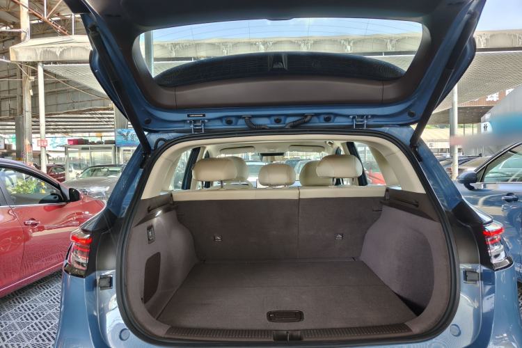 Used Hima H5 2025 Model Range-Extending Max Trunk