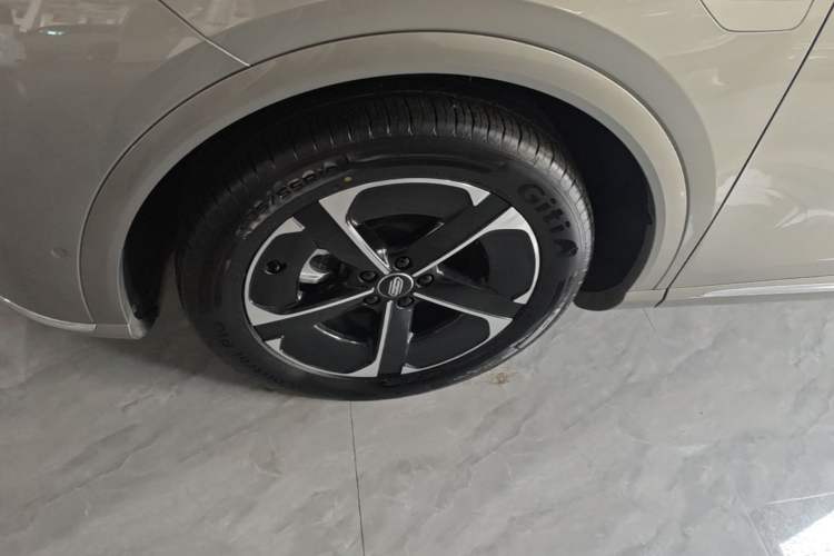 Used Hima H5 2025 Model Range-Extending Max Left Front Wheel Hub