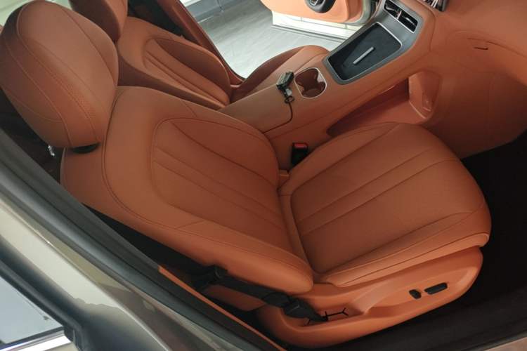 Used Hima H5 2025 Model Range-Extending Max Right Front Seat