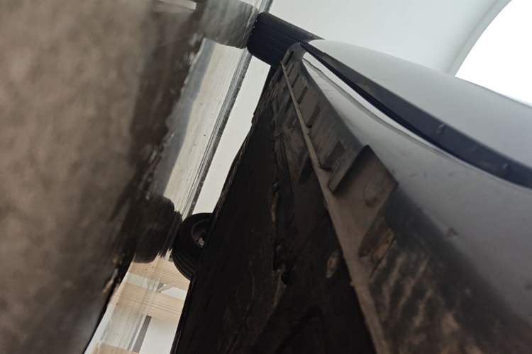 Used Hima H5 2025 Model Range-Extending Pro Right Side Sill