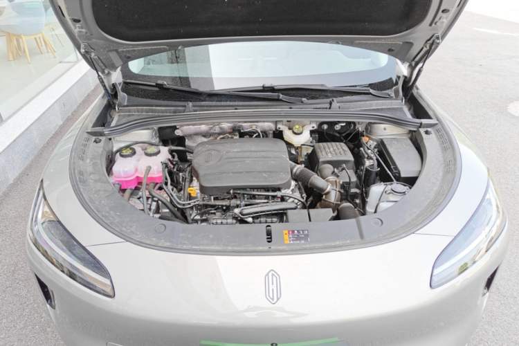Used Hima H5 2025 Model Range-Extending Pro Engine Bay