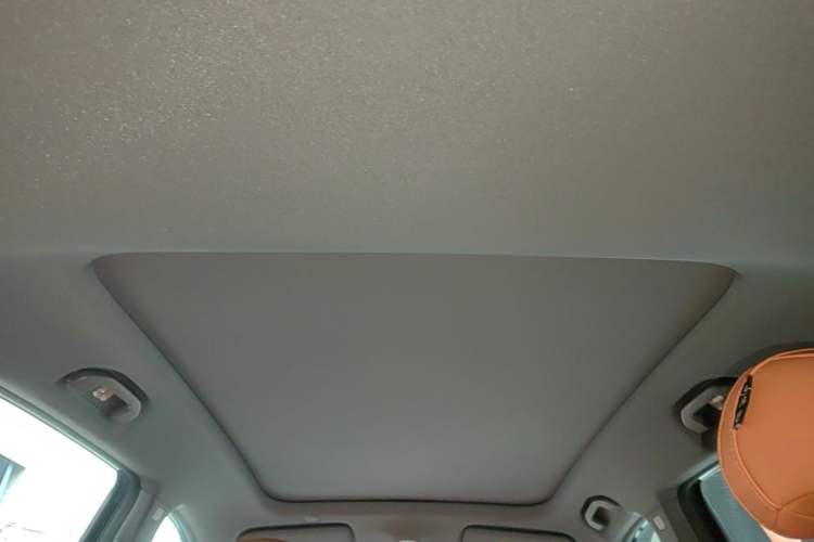 Used Hima H5 2025 Model Range-Extending Max Headliner