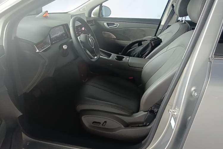 Used Hima H5 2025 Model Range-Extending Pro Left Front Seat