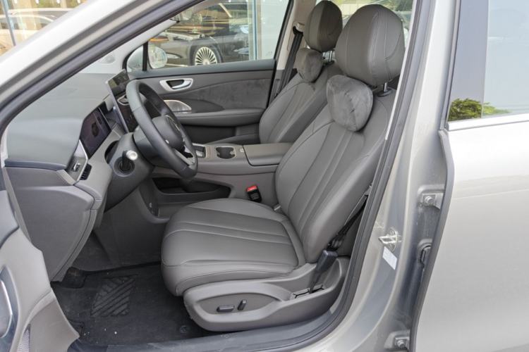 Used Hima H5 2025 Model Range-Extending Pro Left Front Seat