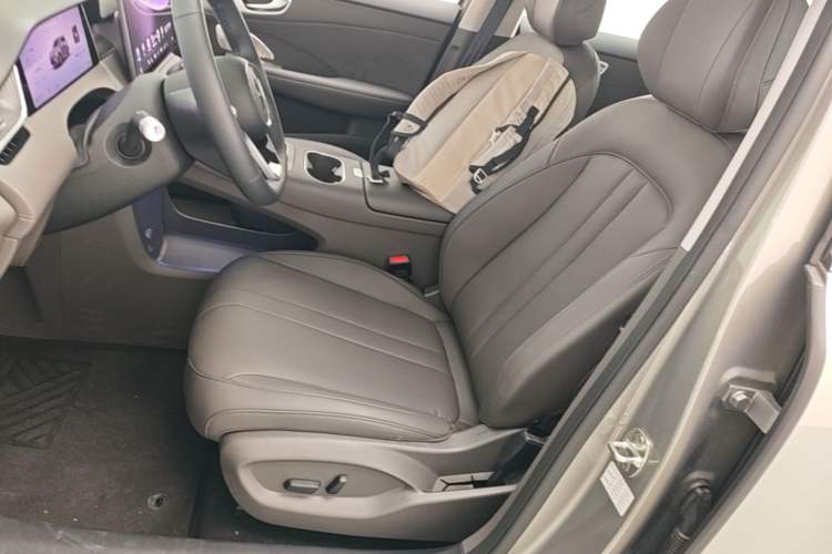 Used Hima H5 2025 Model Range-Extending Pro Left Front Seat