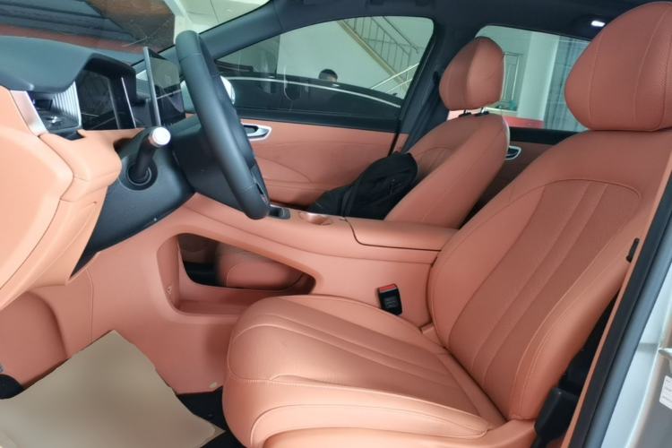 Used Hima H5 2025 Model Range-Extending Max Left Front Seat