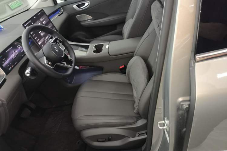 Used Hima H5 2025 Model Range-Extending Pro Left Front Seat