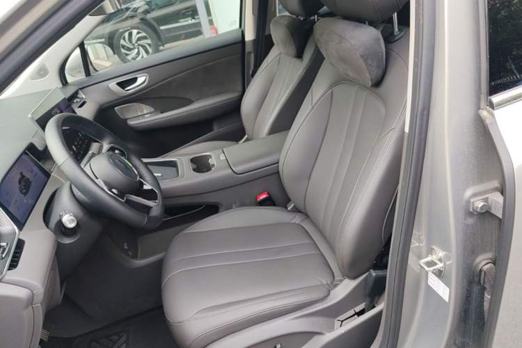 Used Hima H5 2025 Model Range-Extending Pro Left Front Seat