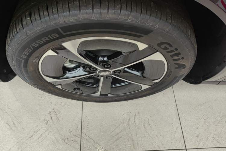Used Hima H5 2025 Model Range-Extending Max Left Front Wheel Hub