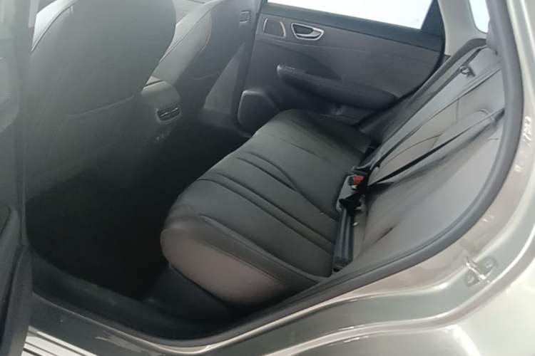 Used Hima H5 2025 Model Range-Extending Pro Left Rear Seat